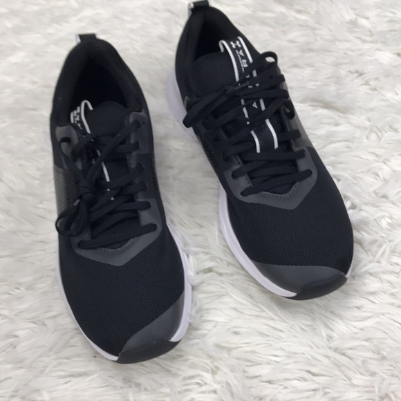 NWOT Under Armour Charged Aurora Running Shoe - Picture 4 of 9